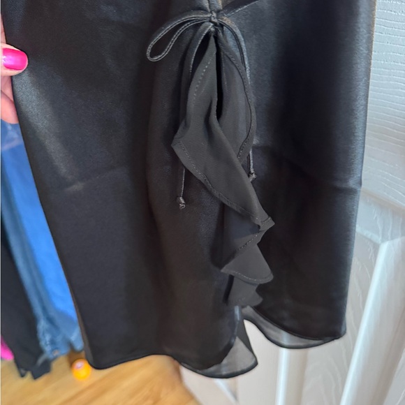 NWOT, GORGEOUS, Oscar de la Renta-Fine Label Black Nightgown & Robe. NEVER WORN - Picture 4 of 16